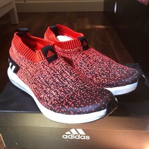 NEW Adidas rapidarun laceless Sneakers